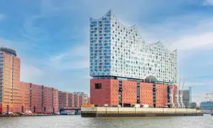 Hamburg für Erwachsene: Die besten Erlebnisse & Geheimtipps