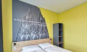 MEININGER Hotel Köln West: Günstig buchen & alle Infos für Ihren Trip