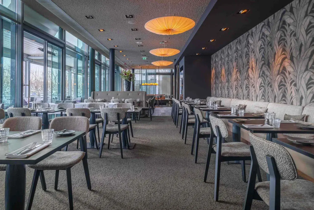 Main Nizza Gastronomie: Frankfurts Genuss-Oase am Mainufer