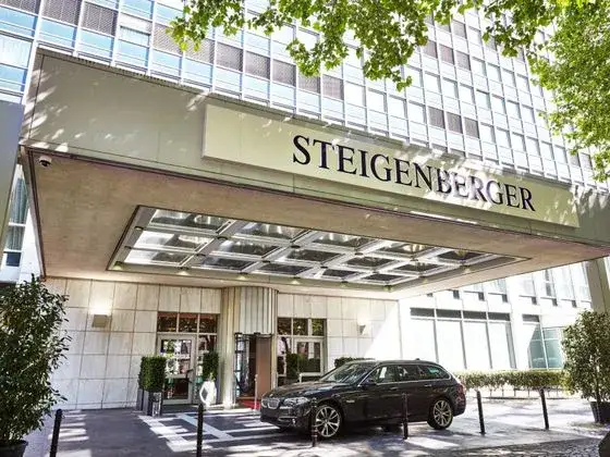 Steigenberger Hotel Köln Außenansicht oder Lobby