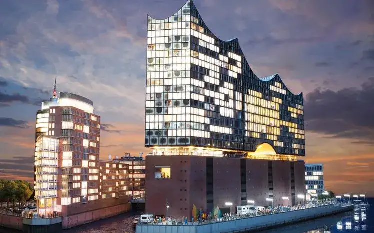 HafenCity Hamburg Sehenswürdigkeiten Karte oder Elbphilharmonie Miniatur Wunderland