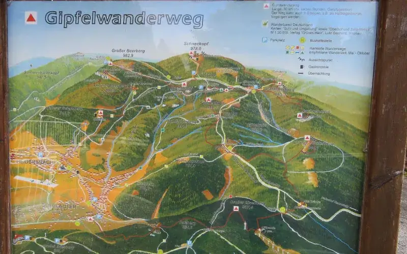 Wanderweg Rennsteig nahe Gro&szlig;er Beerberg