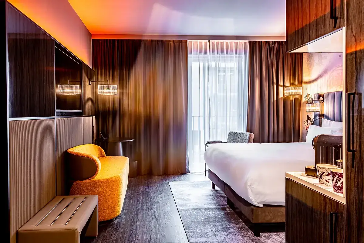 NYX Hotel Hamburg Zimmer Space Suite