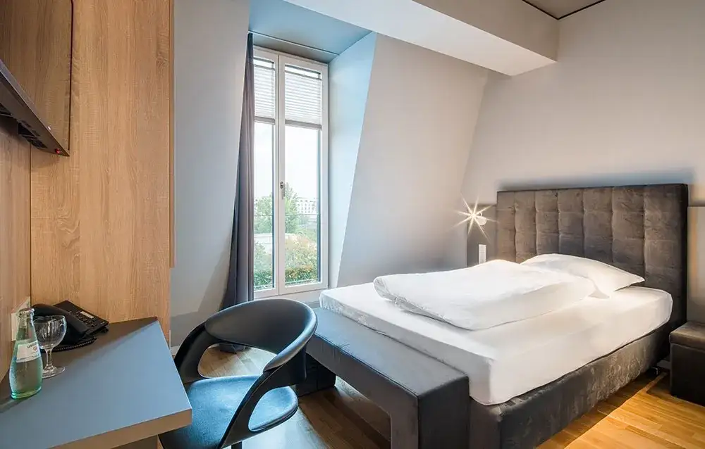 Hotel Cult Frankfurt Zimmer Design